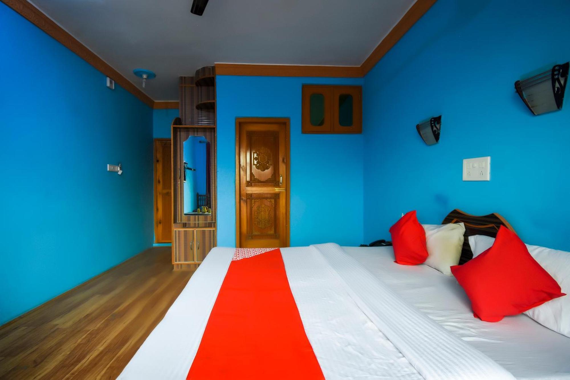 Oyo Hotel New Divine Kashmir Durgjan Eksteriør billede