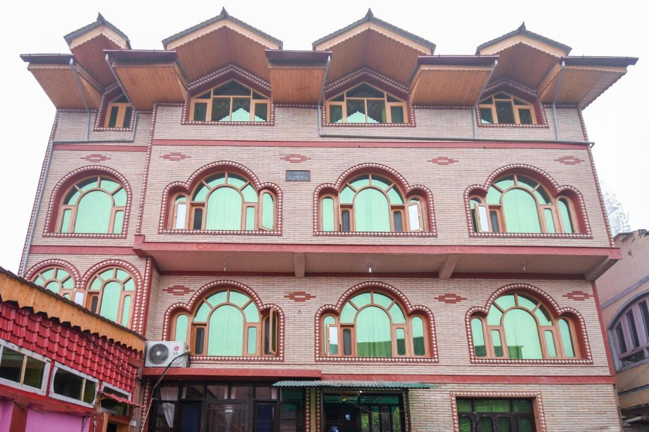 Oyo Hotel New Divine Kashmir Durgjan Eksteriør billede