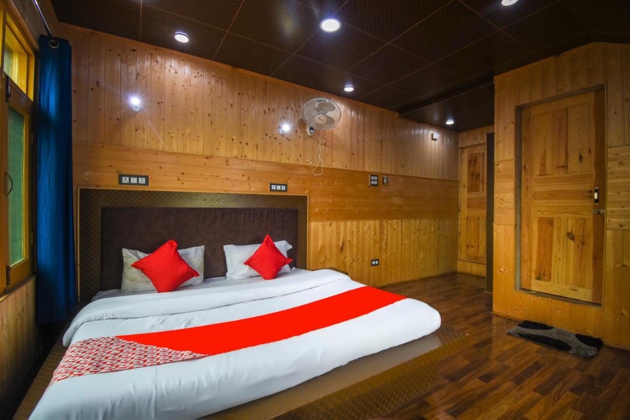 Oyo Hotel New Divine Kashmir Durgjan Eksteriør billede